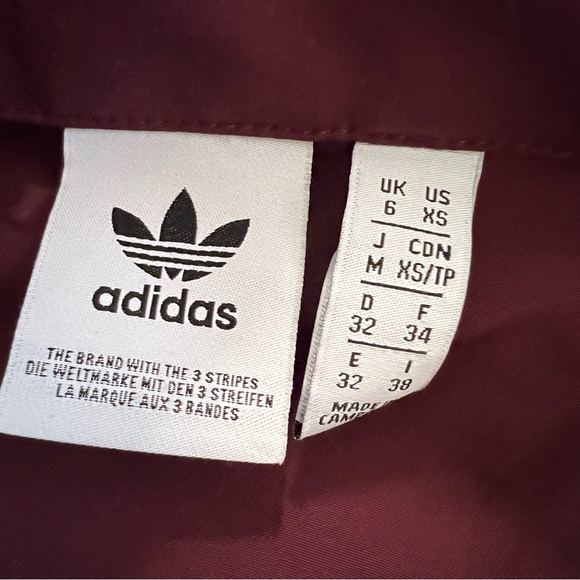 Adidas cropped jacket XS - Picture 6 of 6